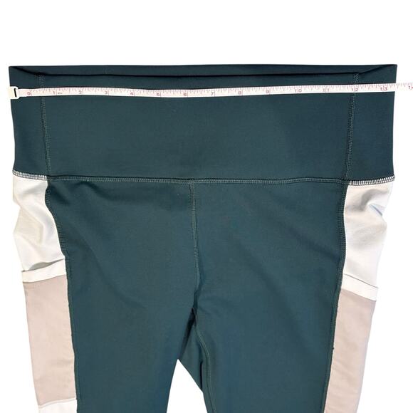 Fabletics On-The-Go PowerHold® High-Waisted Legging, large - Picture 5 of 6